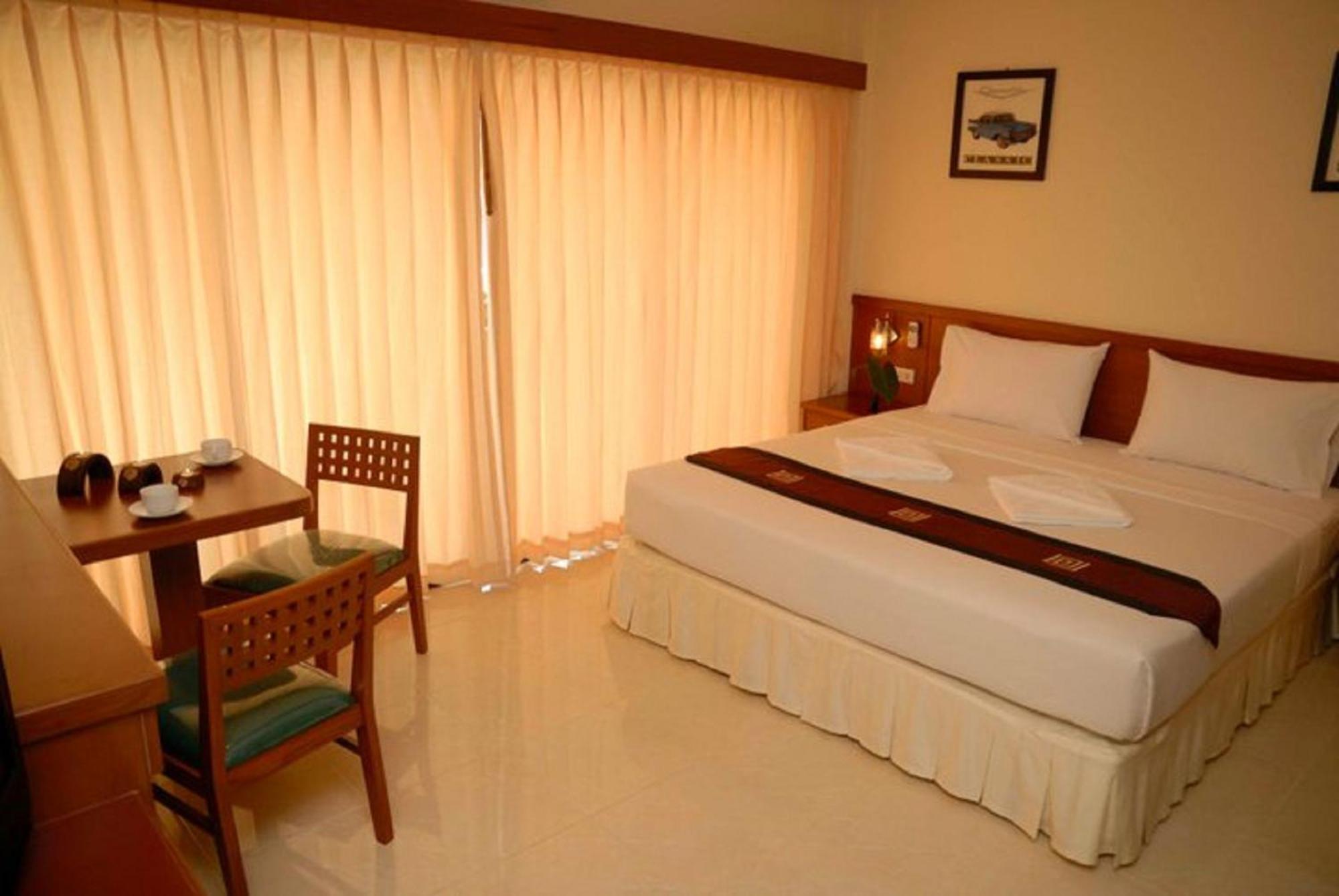 Outdoor Inn Kata Hotel 외부 사진